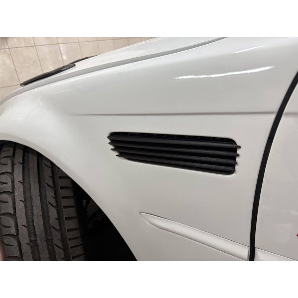 Passenger Side Black Kidneys Intakes for BMW 3 E46 M3