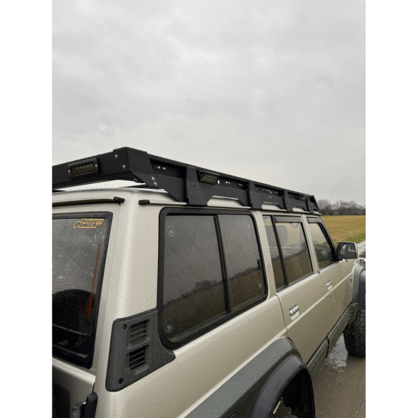 Aluminium Roof Rack with Backlighting for Nissan Patrol Y60 LWB