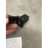 USB socket / port Nissan GT-R R35 2015