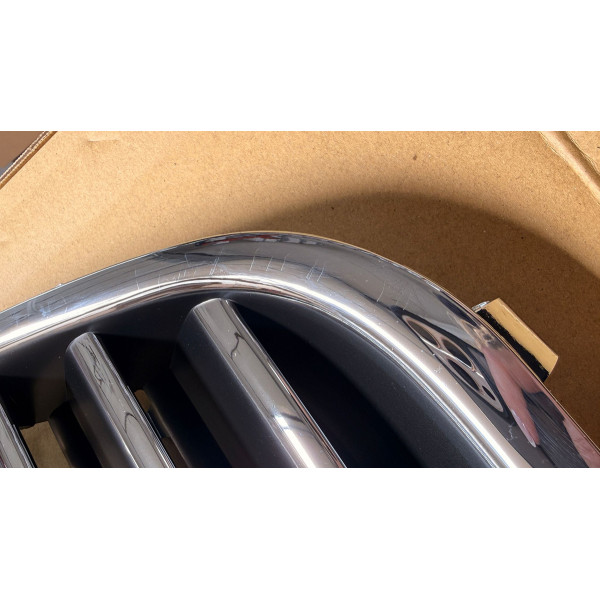 Grill Volkswagen PASSAT B5 Facelift Variant Chrome Badgeless