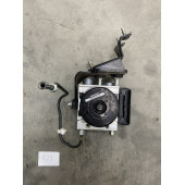 Brake master cylinder Nissan GT-R R35 2015